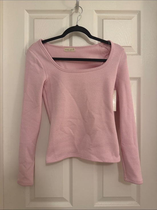 Frankee and Skylarr Tops - Light Pink Ribbed Long Sleeve Scoop Neck Top